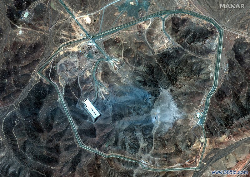 当地时候2025年6月22日，遭好意思国空袭后的伊朗福尔多核才略。 视觉中国